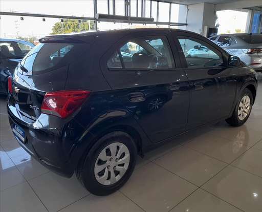 CHEVROLET-ONIX-2017