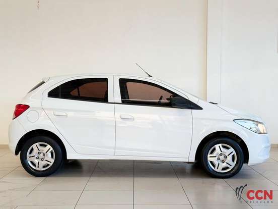 CHEVROLET-ONIX-1.0 MPFI LT 8V FLEX 4P MANUAL CHEVROLET-ONIX-2014