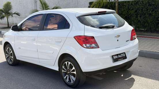 CHEVROLET-ONIX-2012