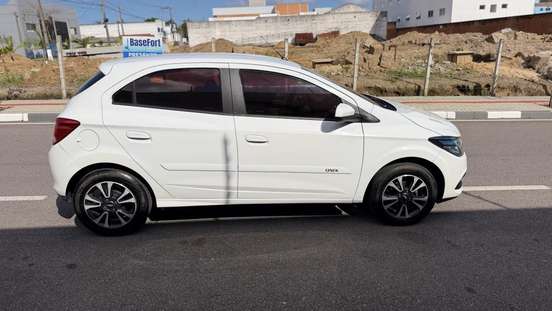 CHEVROLET-ONIX-1.0 MPFI LT 8V FLEX 4P MANUAL CHEVROLET-ONIX-2012
