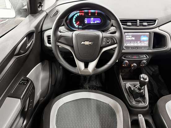 CHEVROLET-ONIX-2016