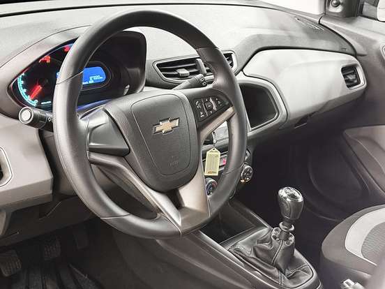 CHEVROLET-ONIX-2016