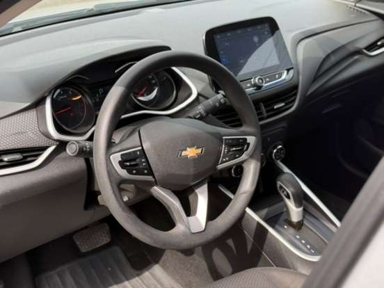 CHEVROLET-ONIX-2022