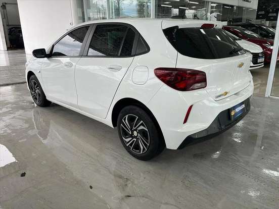 CHEVROLET-ONIX-2024