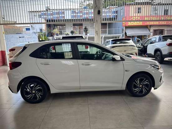 CHEVROLET-ONIX-2023