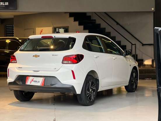 CHEVROLET-ONIX-2023