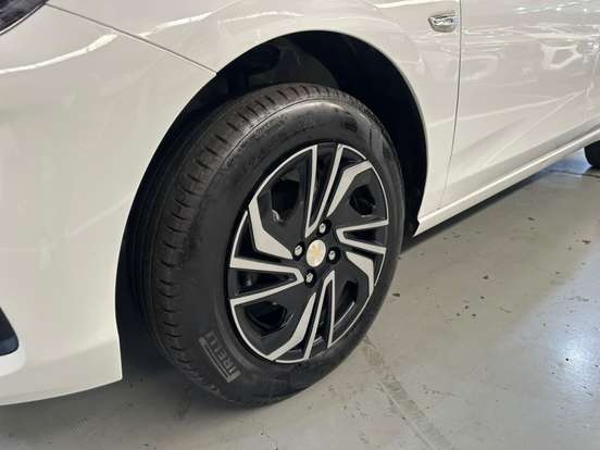 CHEVROLET-ONIX-2025