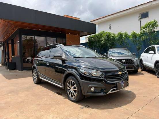 CHEVROLET-ONIX-2017