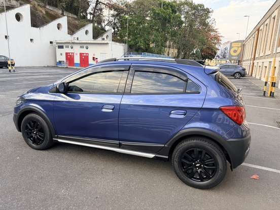 CHEVROLET-ONIX-1.4 MPFI ACTIV 8V FLEX 4P AUTOMÁTICO CHEVROLET-ONIX-2018