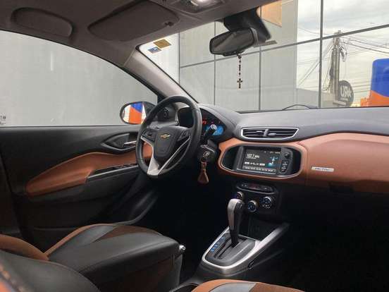 CHEVROLET-ONIX-2017