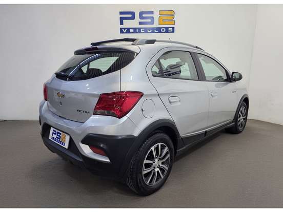 CHEVROLET-ONIX-1.4 MPFI ACTIV 8V FLEX 4P AUTOMÁTICO CHEVROLET-ONIX-2016