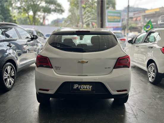 CHEVROLET-ONIX-1.4 MPFI LT 8V FLEX 4P MANUAL CHEVROLET-ONIX-2018