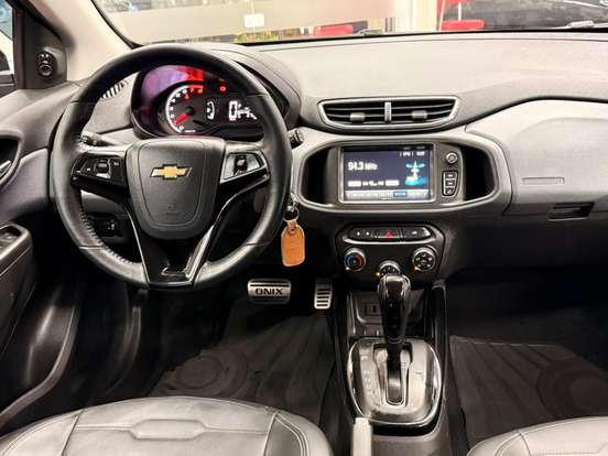 CHEVROLET-ONIX-1.4 MPFI LTZ 8V FLEX 4P AUTOMÁTICO CHEVROLET-ONIX-2019