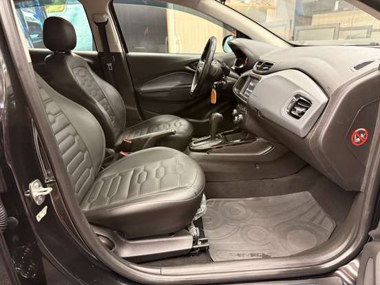 CHEVROLET-ONIX-1.4 MPFI LTZ 8V FLEX 4P AUTOMÁTICO CHEVROLET-ONIX-2019