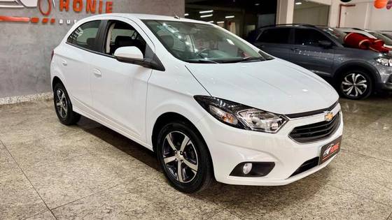 CHEVROLET ONIX 1.4 MPFI LTZ 8V FLEX 4P AUTOMÁTICO