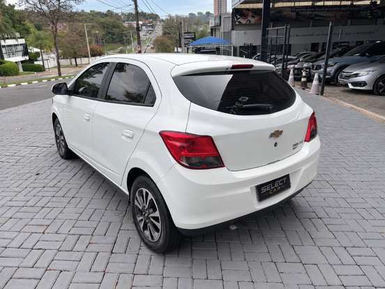 CHEVROLET-ONIX-1.4 MPFI LTZ 8V FLEX 4P AUTOMÁTICO CHEVROLET-ONIX-2016