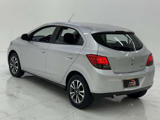 CHEVROLET-ONIX-2012