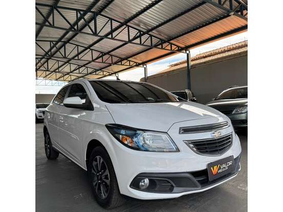 CHEVROLET-ONIX-2016