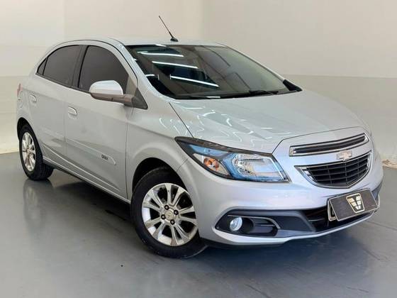 CHEVROLET ONIX 1.4 MPFI LTZ 8V FLEX 4P MANUAL