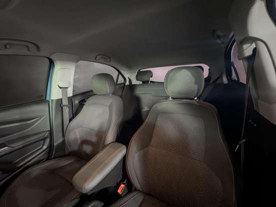 CHEVROLET-ONIX-2013