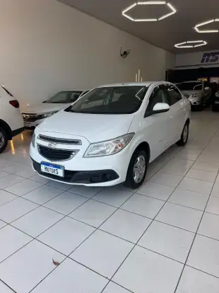 CHEVROLET-PRISMA-2014