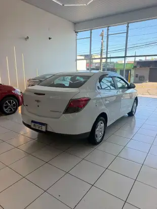 CHEVROLET-PRISMA-2014