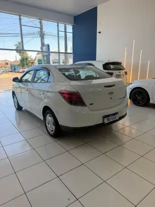 CHEVROLET-PRISMA-2014