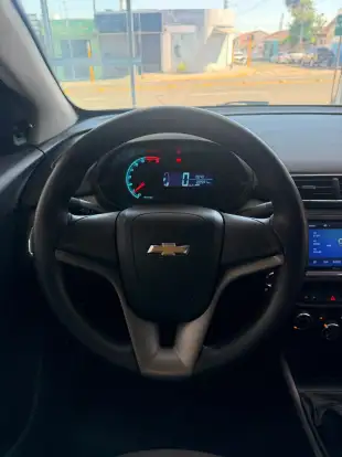 CHEVROLET-PRISMA-2014