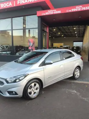 CHEVROLET-PRISMA-2018