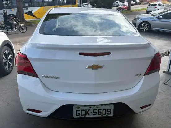CHEVROLET-PRISMA-2018