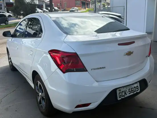 CHEVROLET-PRISMA-2018
