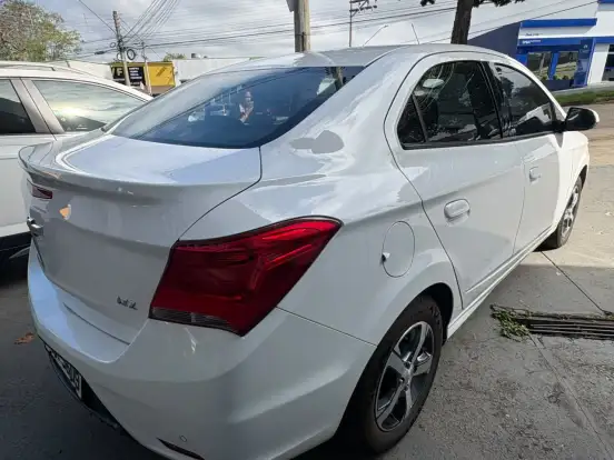 CHEVROLET-PRISMA-2018