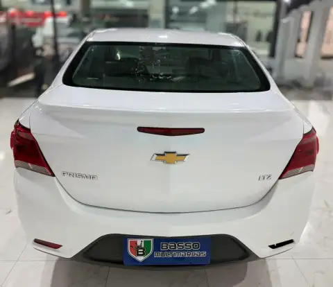 CHEVROLET-PRISMA-2017