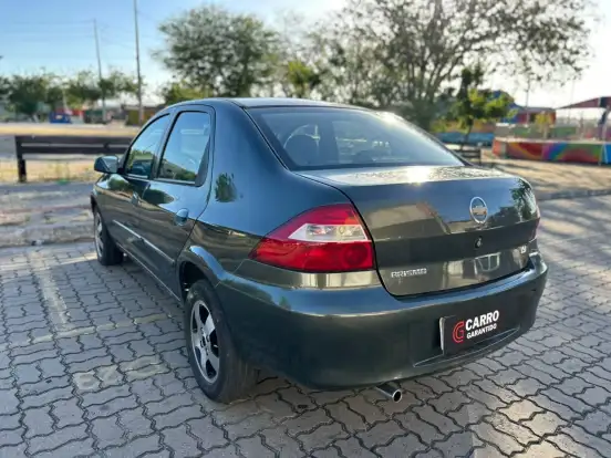 CHEVROLET-PRISMA-2010