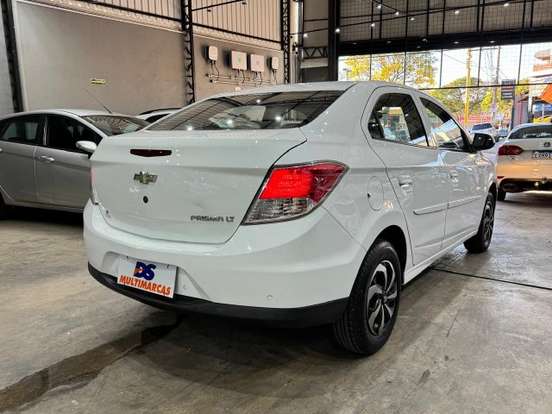 CHEVROLET-PRISMA-2013