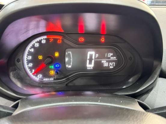 CHEVROLET-PRISMA-2018