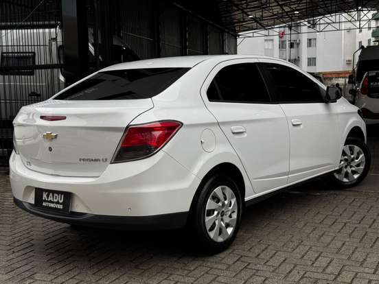 CHEVROLET-PRISMA-2014