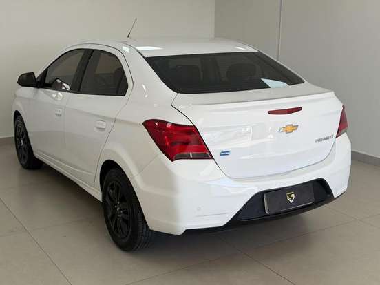 CHEVROLET-PRISMA-2017