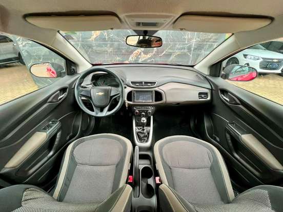 CHEVROLET-PRISMA-2013