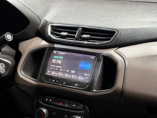CHEVROLET-PRISMA-2015