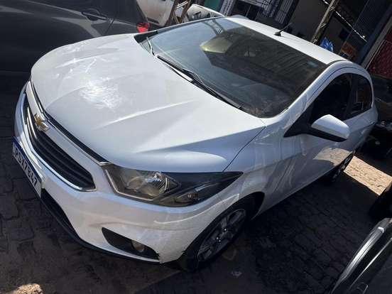 CHEVROLET-PRISMA-2017