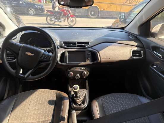 CHEVROLET-PRISMA-2017