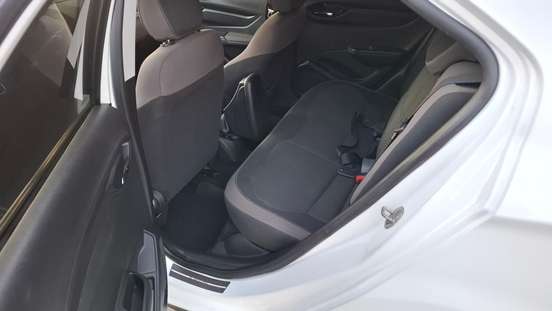 CHEVROLET-PRISMA-2015