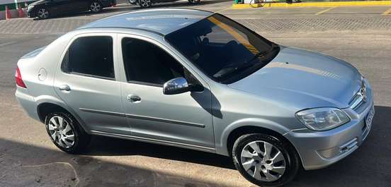 CHEVROLET-PRISMA-2010