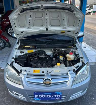 CHEVROLET-PRISMA-2010