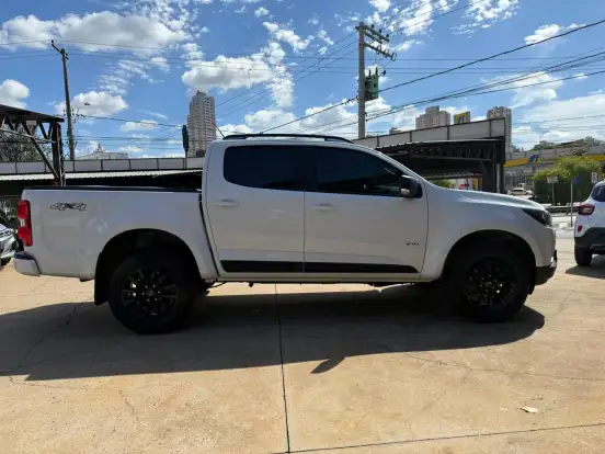 CHEVROLET-S10-2023