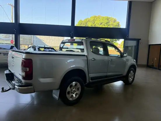 CHEVROLET-S10-2.8 LTZ 4X4 CD TURBO DIESEL 4P AUTOMÁTICO CHEVROLET-S10-2012