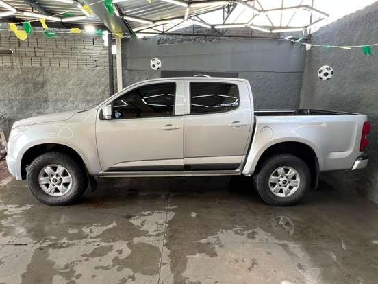 CHEVROLET-S10-2.4 LT 4X2 CD 8V FLEX 4P MANUAL CHEVROLET-S10-2014