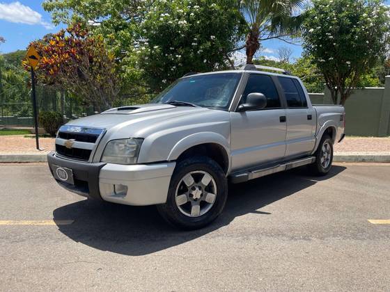 CHEVROLET S10 2.4 MPFI EXECUTIVE 4X2 CD 8V FLEX 4P MANUAL