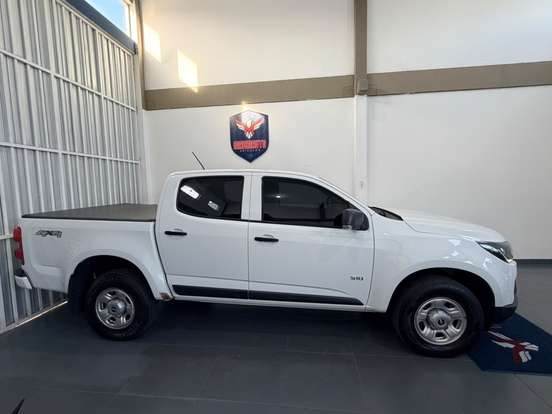CHEVROLET-S10-2.8 16V TURBO DIESEL LS CD 4X4 MANUAL CHEVROLET-S10-2023